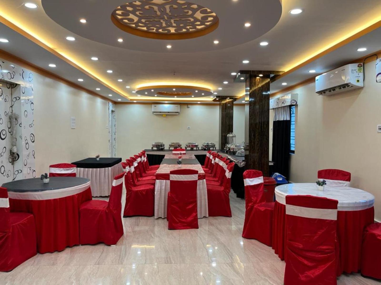 Anurag Palace Best Hotel In Agartala Exterior photo
